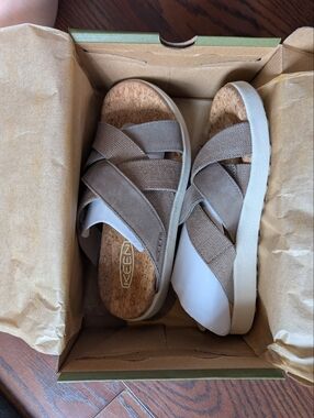Keen New Women’s Elle Mixed Birch Crisscross Slide Sandal Sz 6 Spring Granola Gr